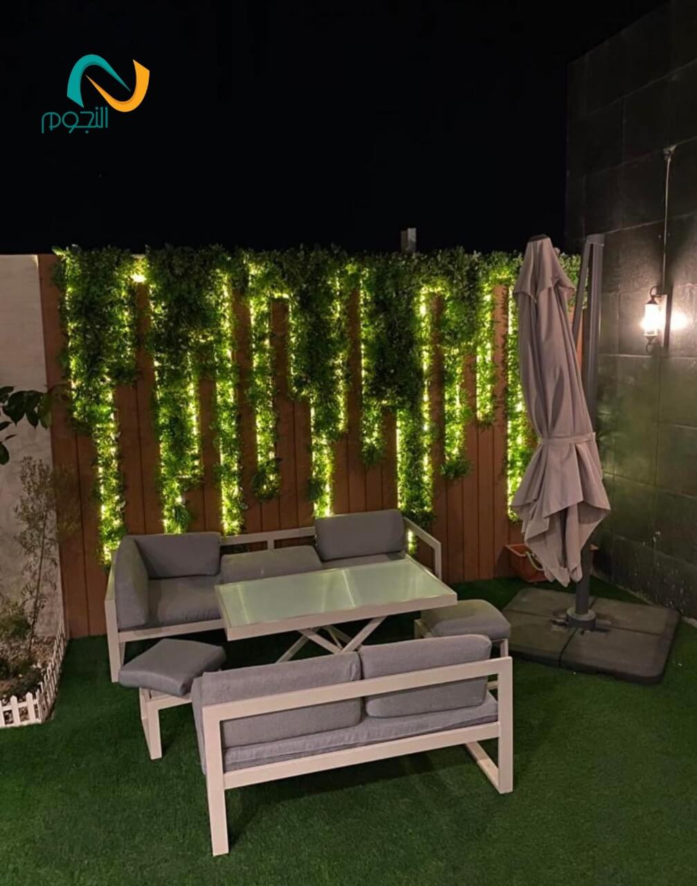 عشب جداري بالمتر