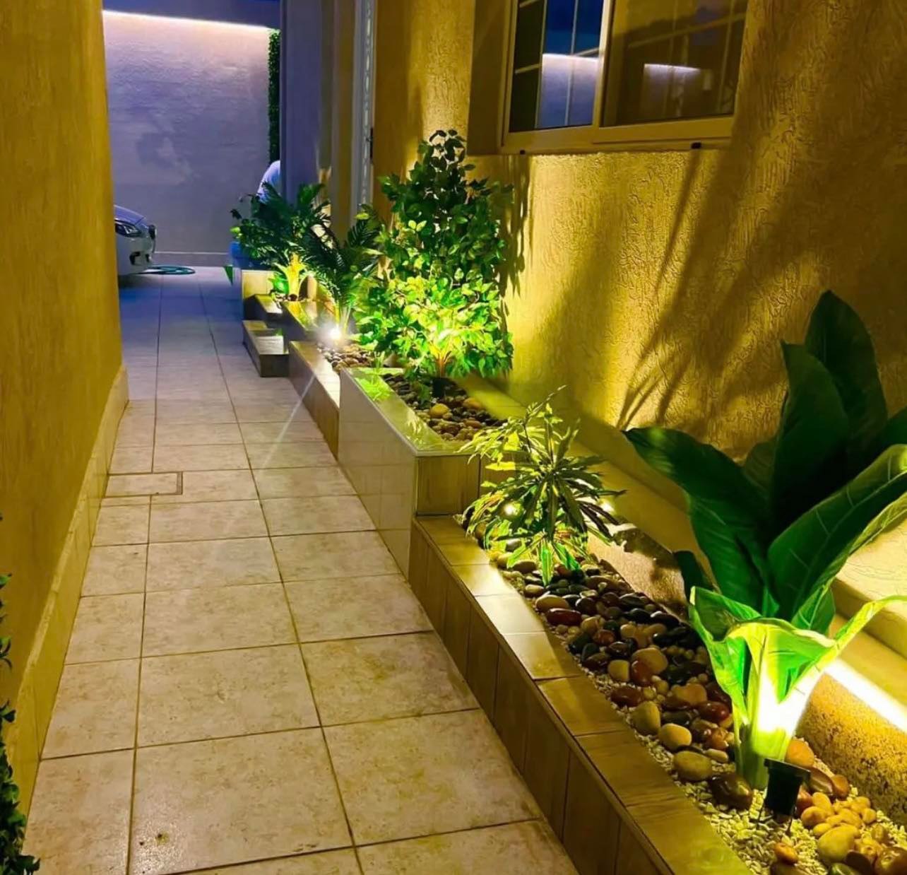 332491842_902219217494865_4517341973353469071_n